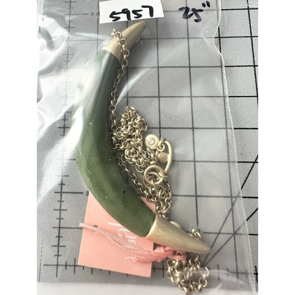 CAbi statement necklace